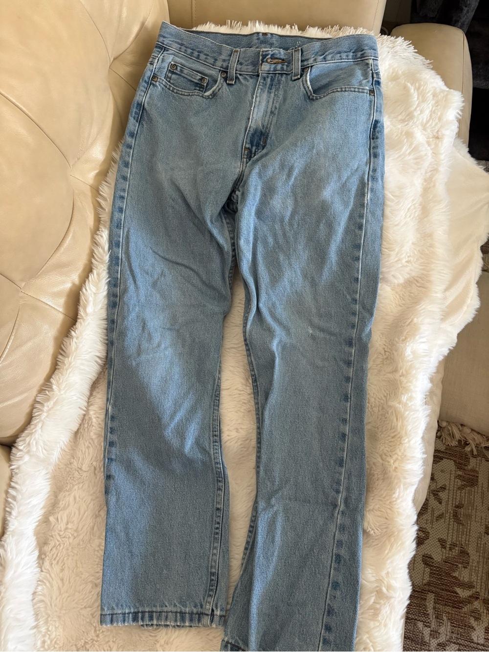 Women’s Light Blue Straight-Leg Jeans